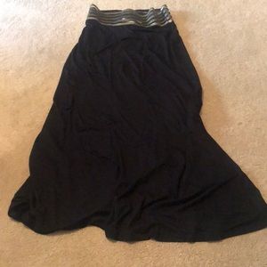 Maxi skirt gold stretchy waist